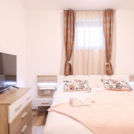 Premium Villa Nessi With Pool & Seaview Vir Extérieur photo