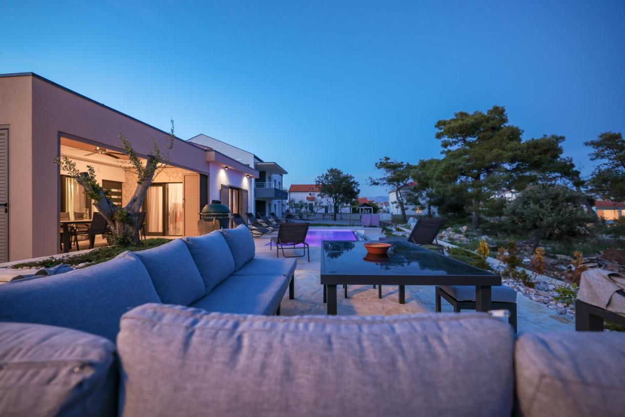Premium Villa Nessi With Pool & Seaview Vir Extérieur photo