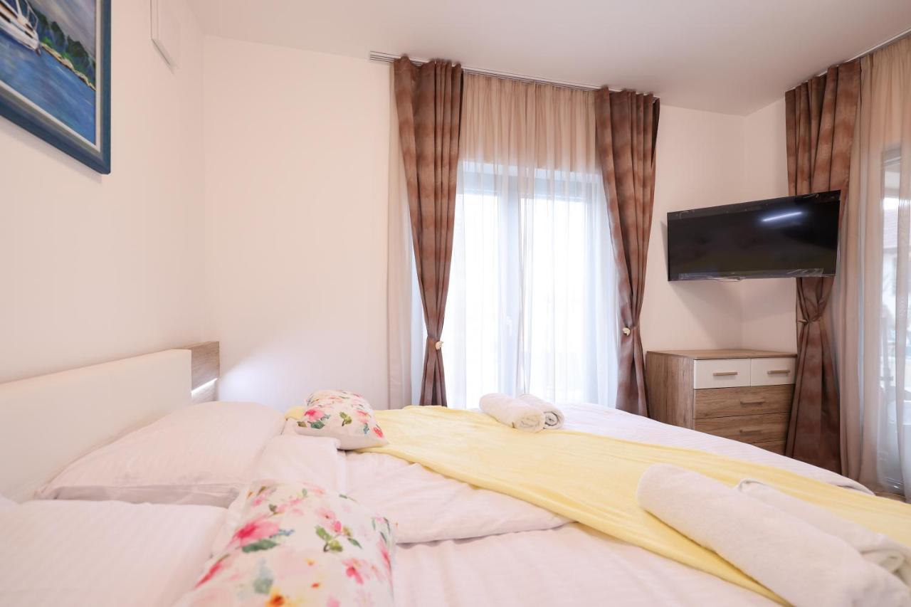 Premium Villa Nessi With Pool & Seaview Vir Extérieur photo