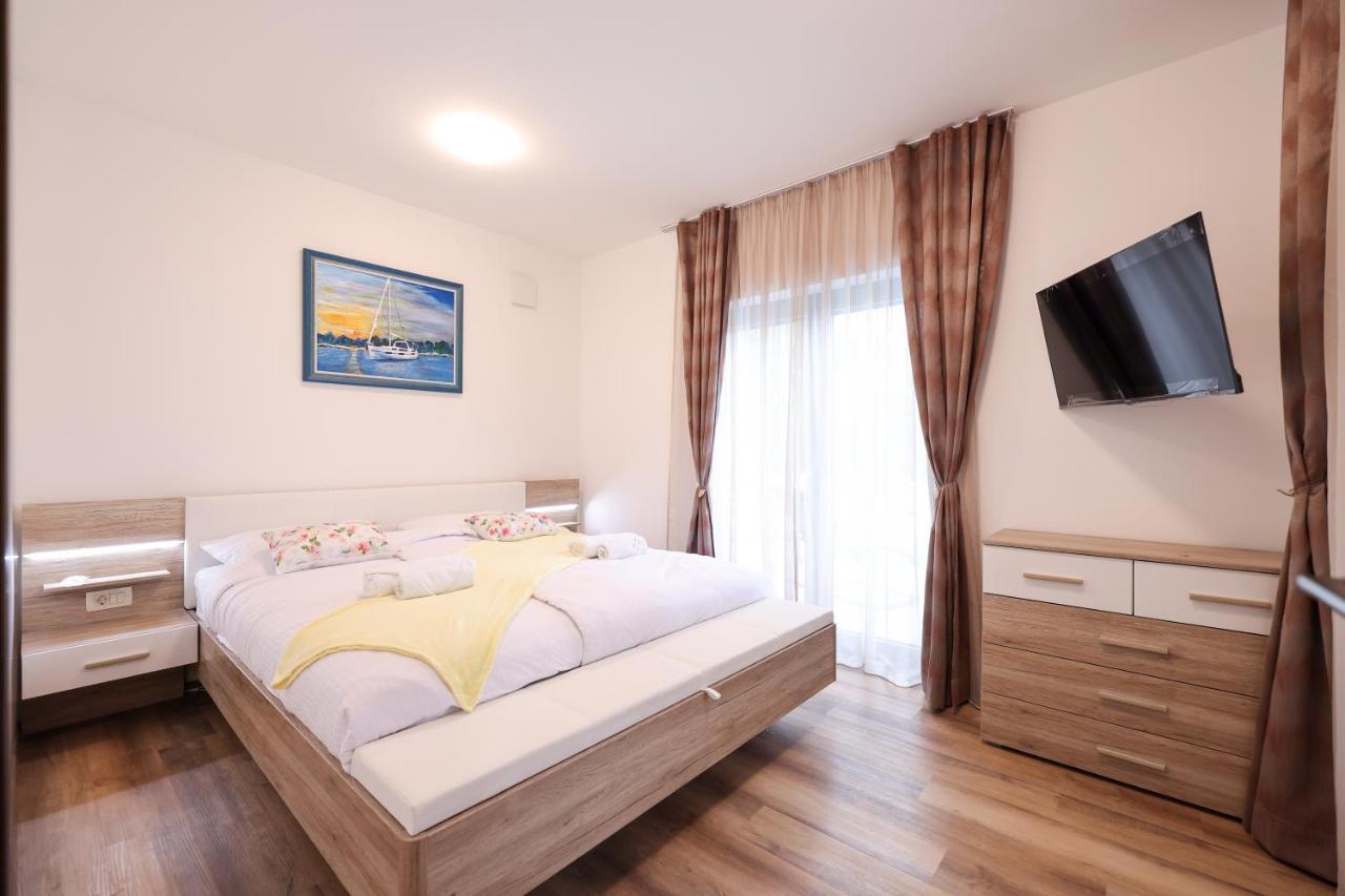 Premium Villa Nessi With Pool & Seaview Vir Extérieur photo